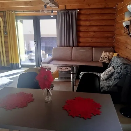 Pod Lasem * شتوروك